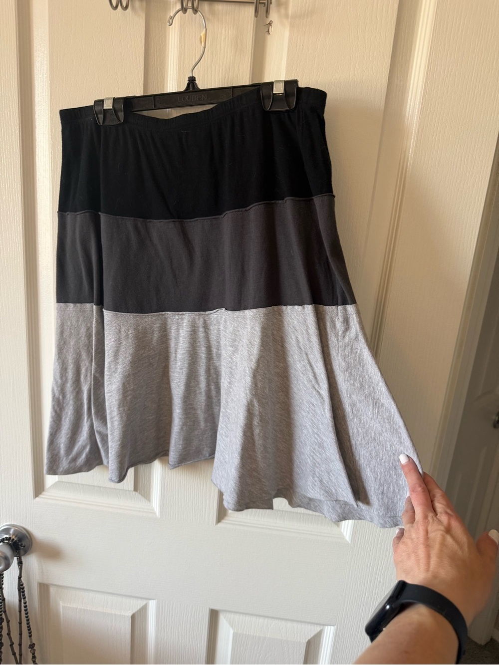 Necessitees Color Block Tiered Skirt Black Gray Size L Made in USA - Picture 9 of 10